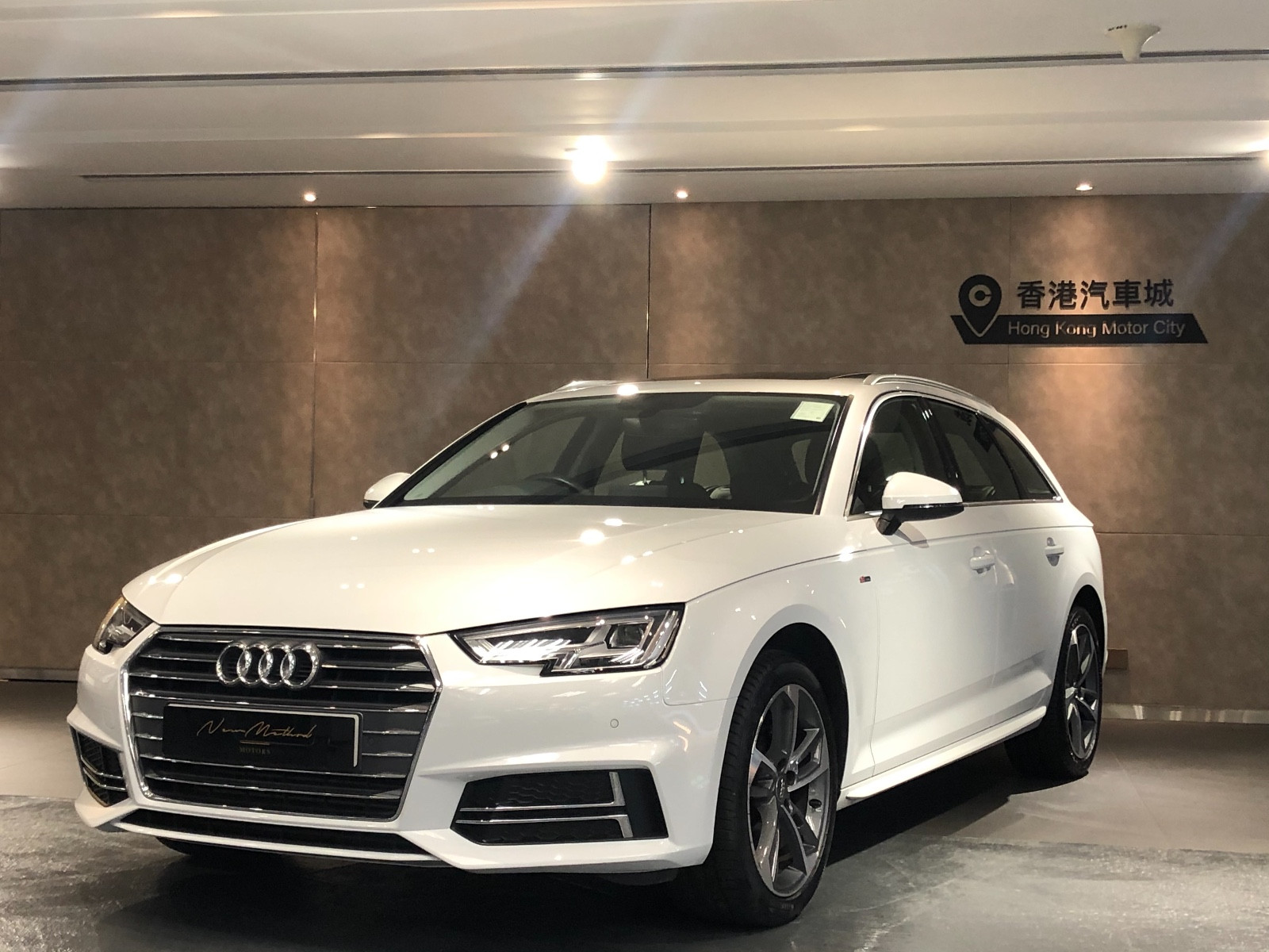 A4 AVANT 40 TFSI - Image 1
