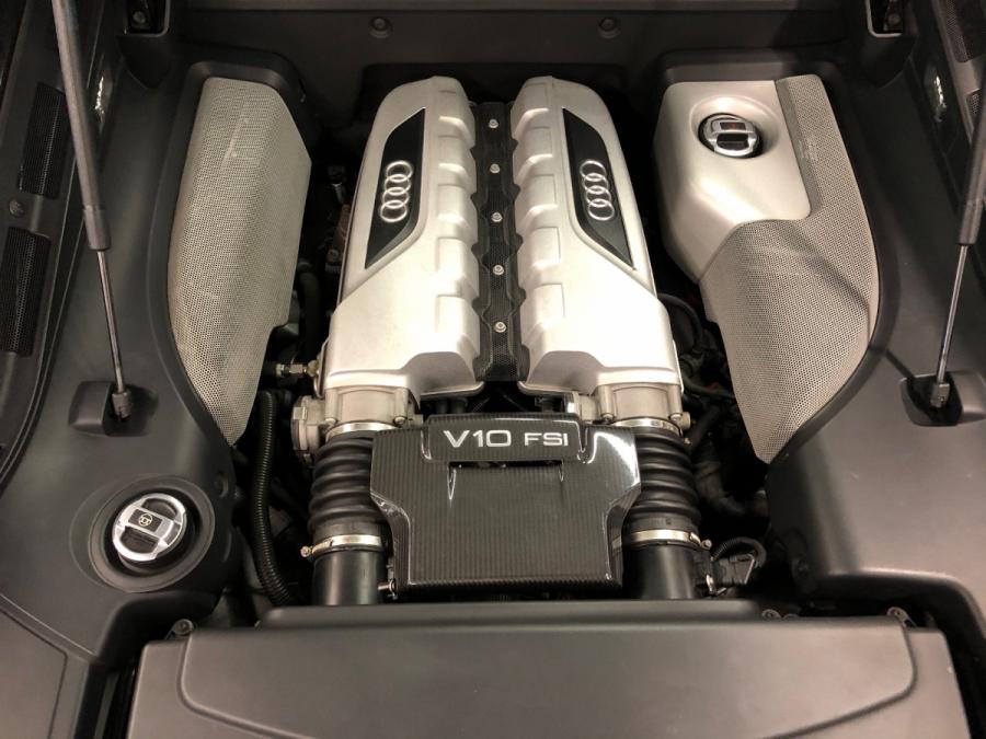 R8 V10 - Image 5