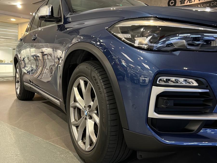 X5 xDrive40i - Image 3