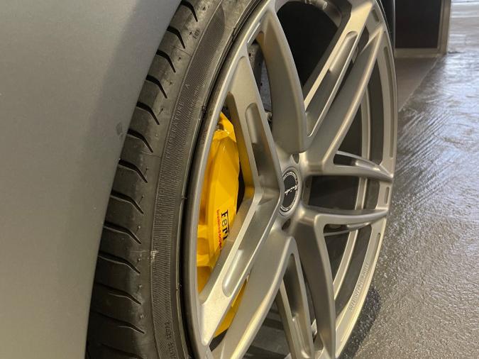 GTC4 Lusso - Image 9