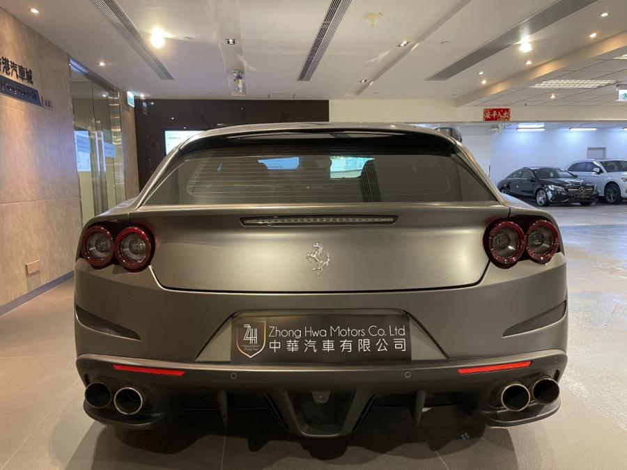 GTC4 Lusso - Image 4