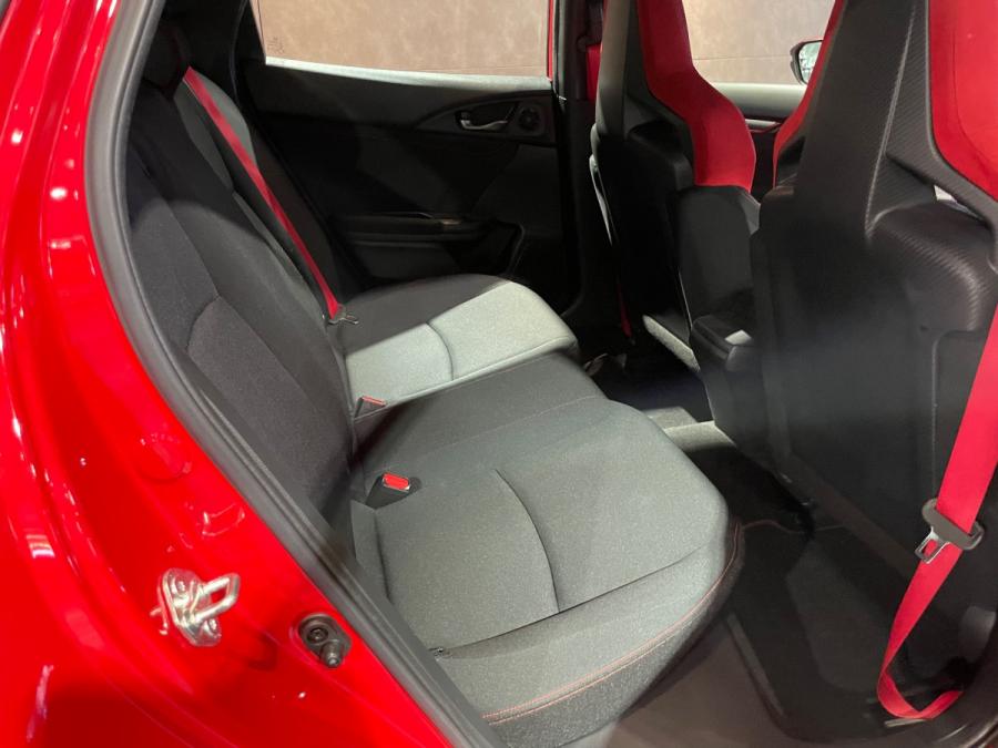 Civic Type R  FK8 - Image 8