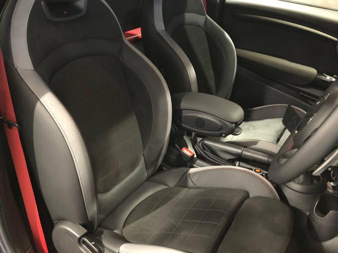 MINI COOPER JCW GP3 - Image 7