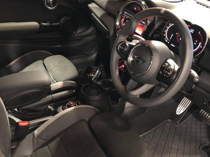 MINI COOPER JCW GP3 - Image 8