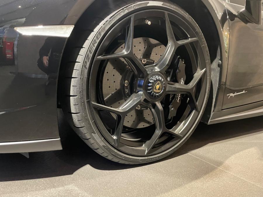 HURACAN  PERFORMANTE - Image 10