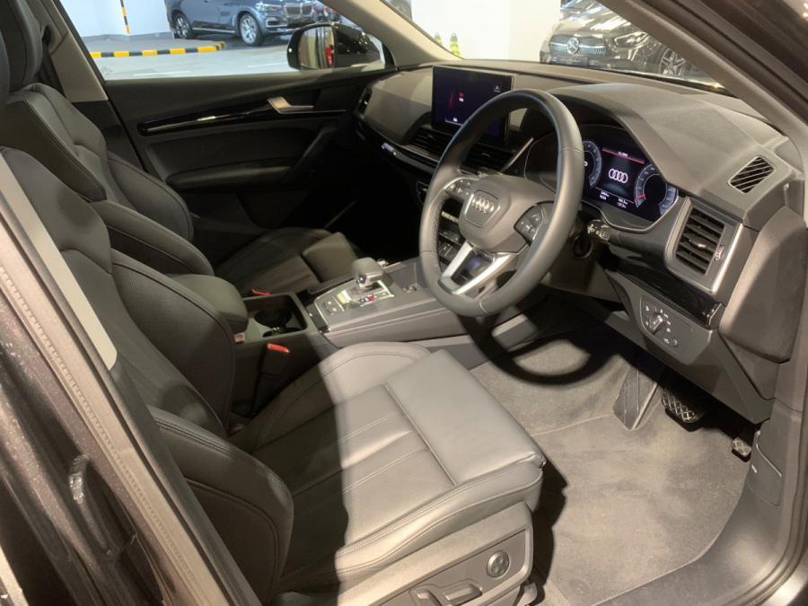 Q5 45TFSI Quattro S-Line - Image 3