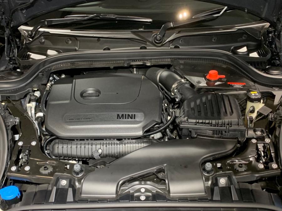 MINI JCW Automatic (F56) - Image 9