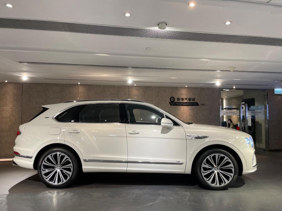 BENTAYGA - Image 2