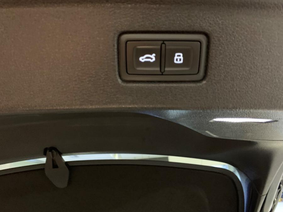 A5 40TSFI S-LINE - Image 8