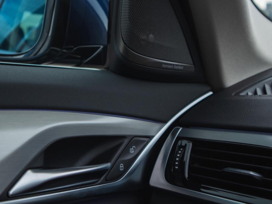 520 IA Saloon (G30) - Image 12