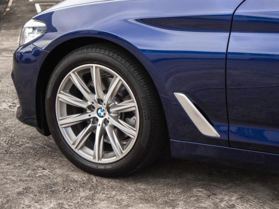 520 IA Saloon (G30) - Image 14