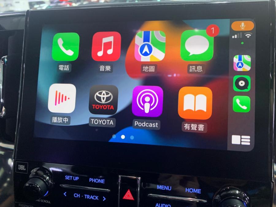 ALPHARD EXECUTIVE LOUNGE - Image 5