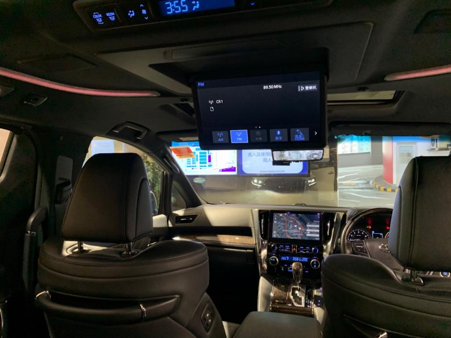 ALPHARD EXECUTIVE LOUNGE - Image 10