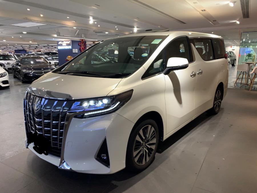 ALPHARD EXECUTIVE LOUNGE - Image 2