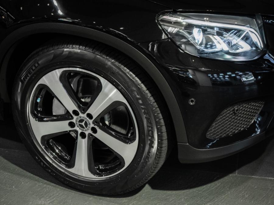 GLC250 Coupe 4Matic - Image 9