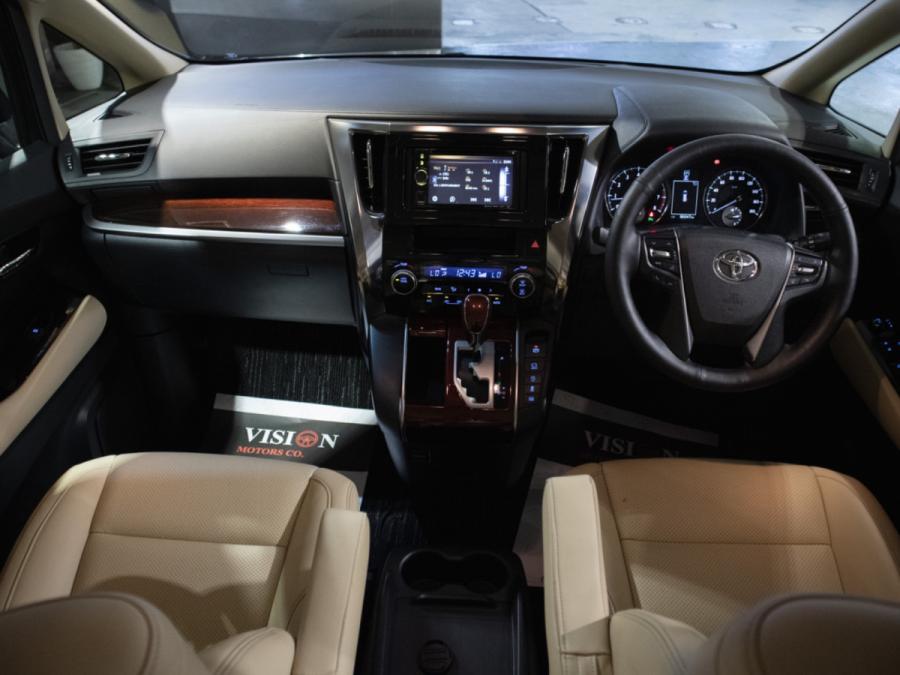 ALPHARD 2.5 - Image 9