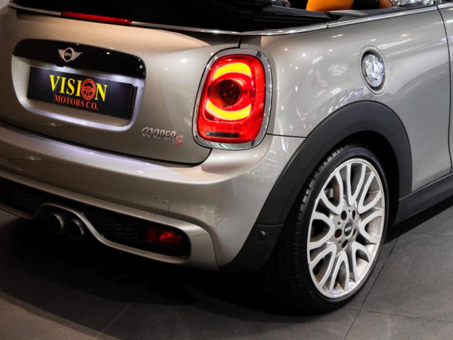 NEW MINI COOPER S CONVERTIBLE AUTOMATIC - Image 9