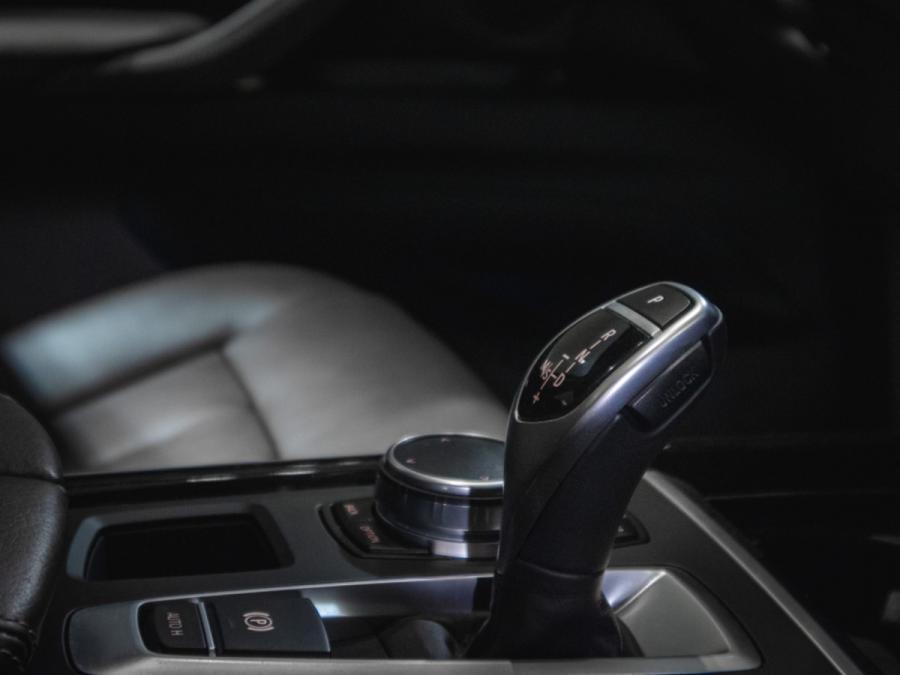 X5 XDRIVE35IA - Image 8