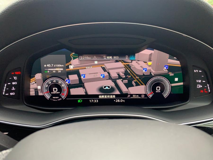 Q7 55 TFSI QUATTRO S LINE - Image 7