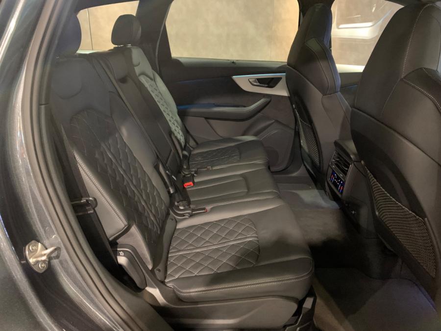 Q7 55 TFSI QUATTRO S LINE - Image 9