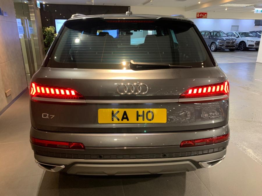Q7 55 TFSI QUATTRO S LINE - Image 4