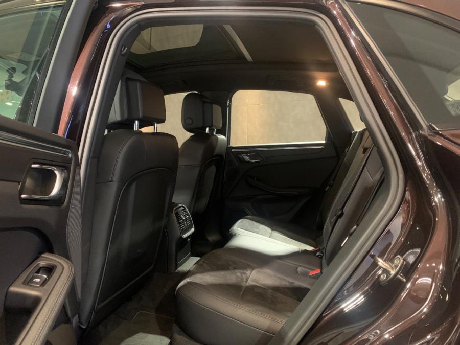 Macan 2.0T - Image 6