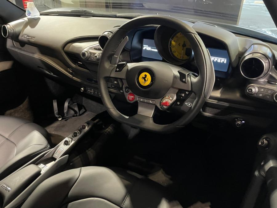 F8 Tributo - Image 6