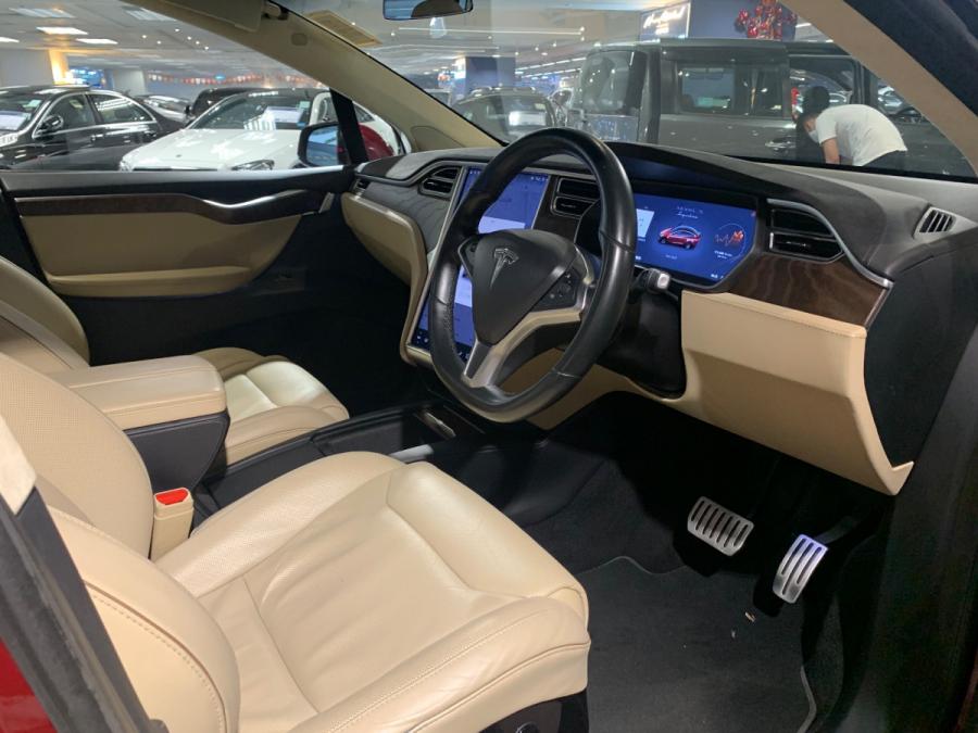 Model X P90D - Image 3