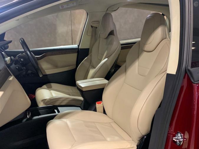 Model X P90D - Image 5