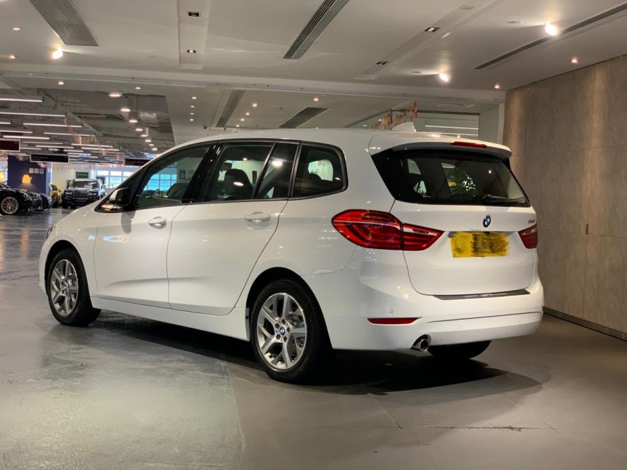 218ia Grand Tourer - Image 2