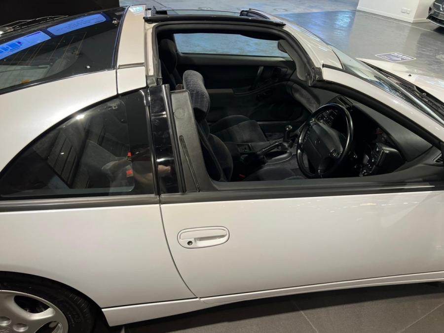 Fairlady Z 3.0 300ZX 2+2 T-bar - Image 3