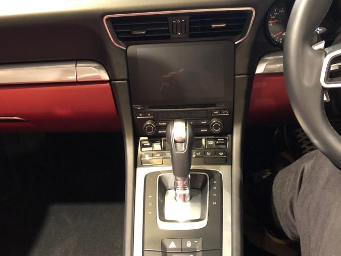 911 991.2 Carrera Cab - Image 8