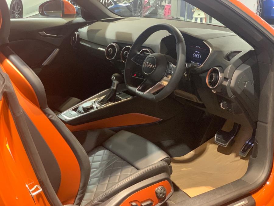 TT 2.0T Quattro - Image 5