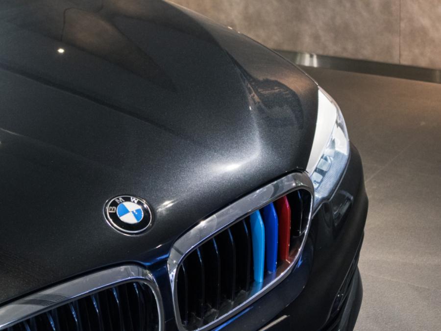 520D SALOON SPORT - Image 8